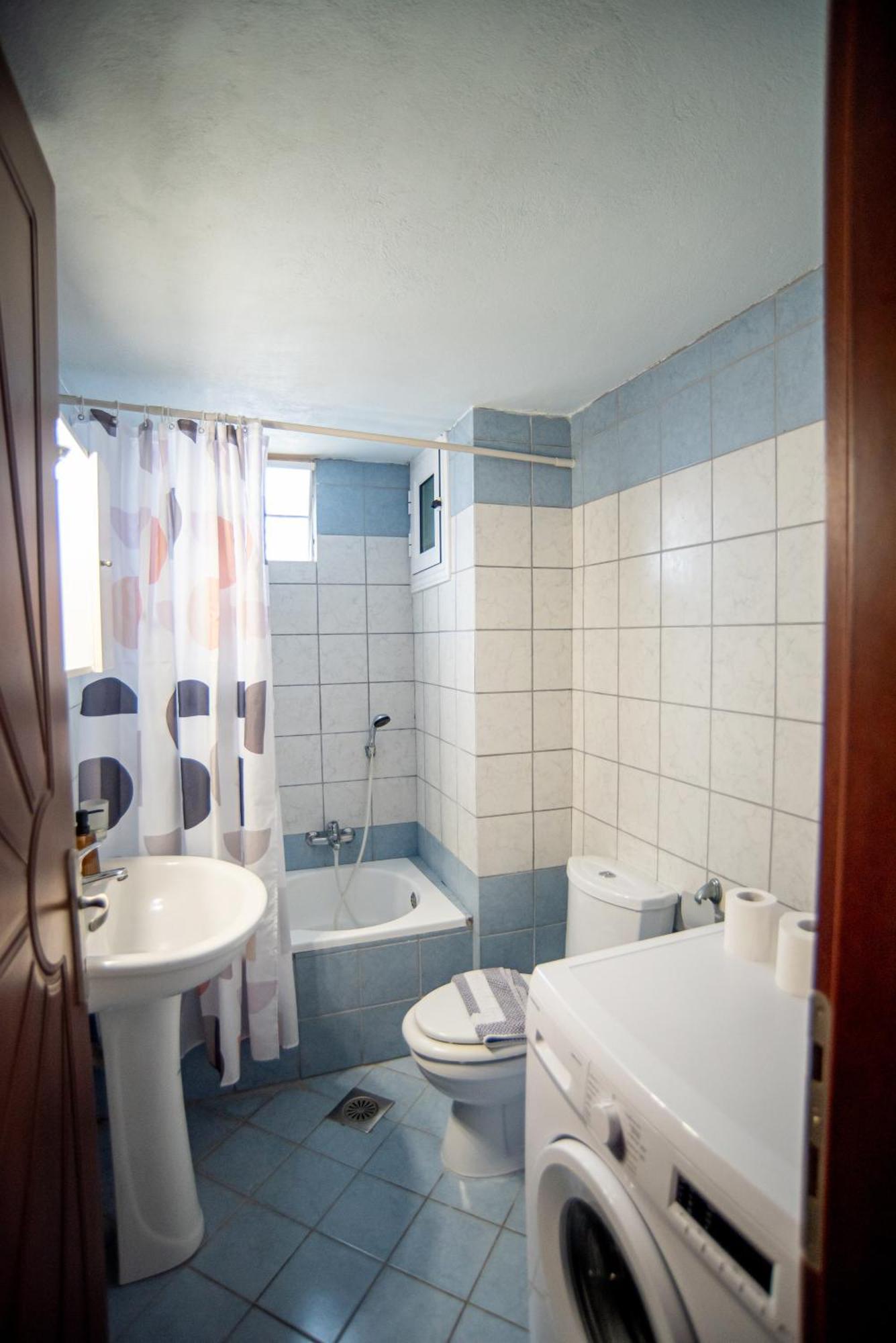 Theros Apartment Превеза Экстерьер фото